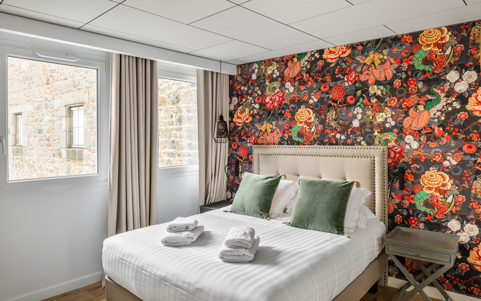hotel-edgar-saint-brieuc-appartement-gustave-chambre-1